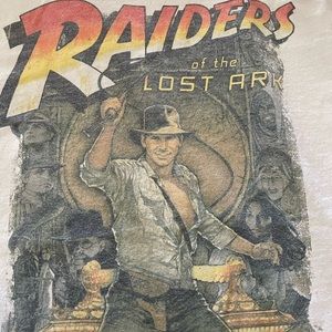 Disney Parks Indiana Jones graphic tee. Off white vintage coloring size medium.